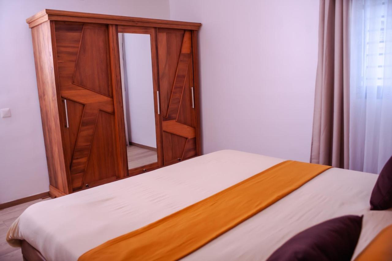 אנטננריבו Ampifitia Guest House מראה חיצוני תמונה